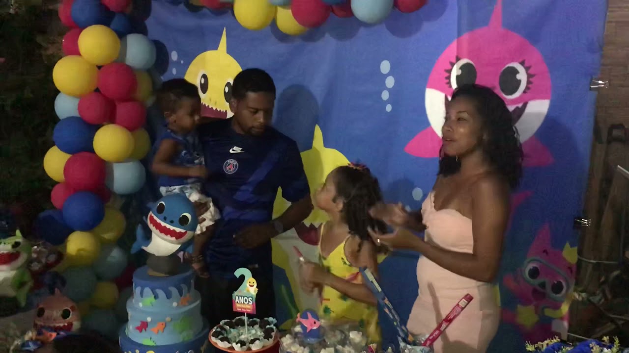 Hora do parabéns da minha festinha de 2 anos