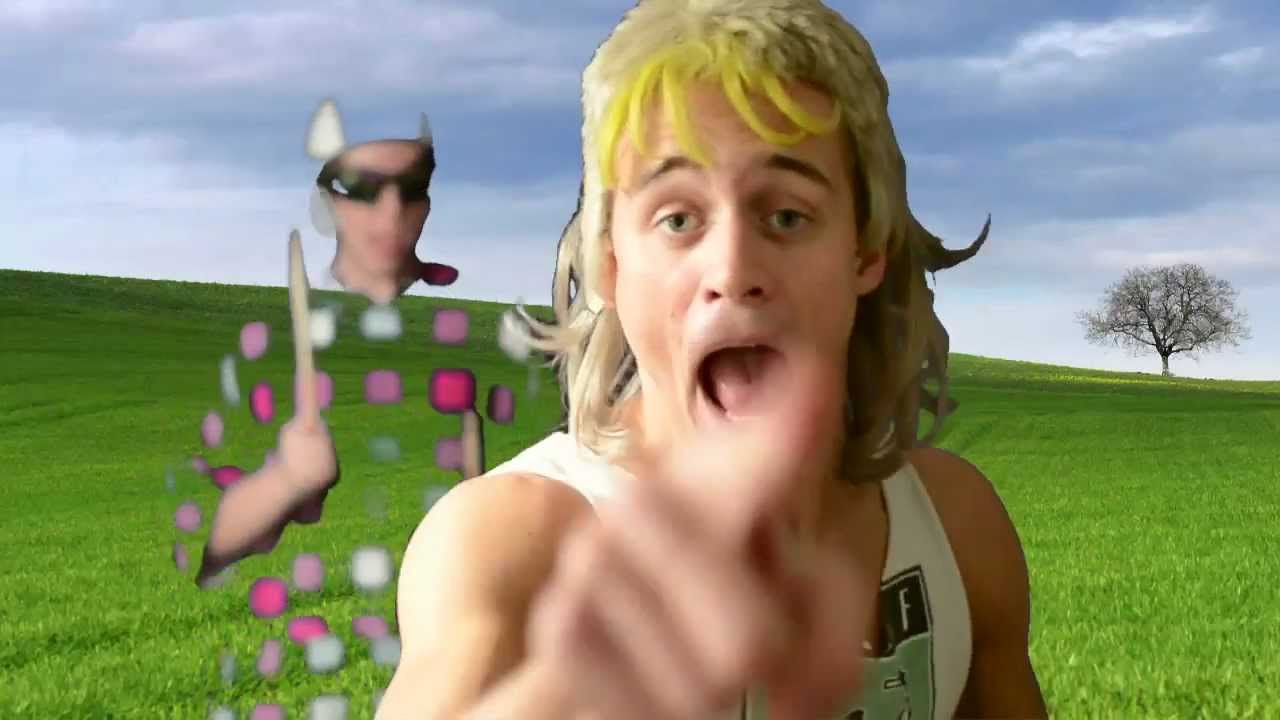 Kollektivet: Musikkvideo - &laquo;Hold kjeften p&aring; deg&raquo;