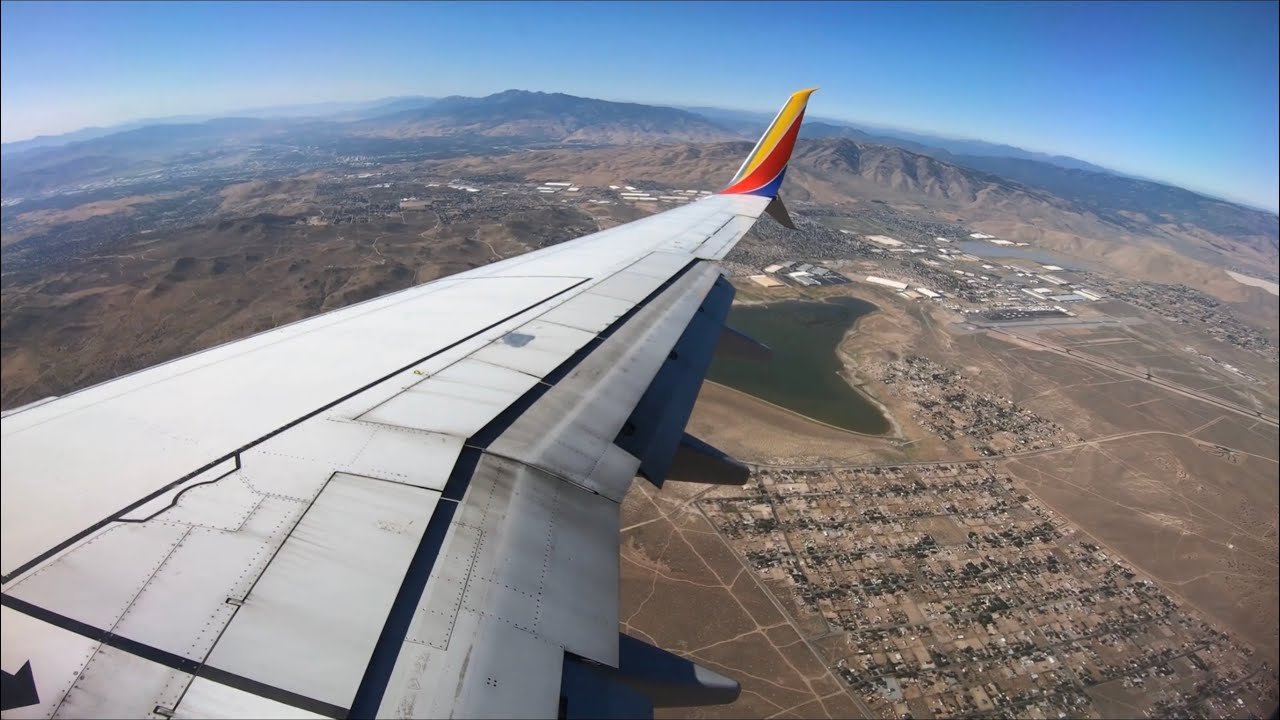 Stunning Reno approach I Southwest Airlines Boeing 737-800 scenic morning landing at KRNO I 4K60