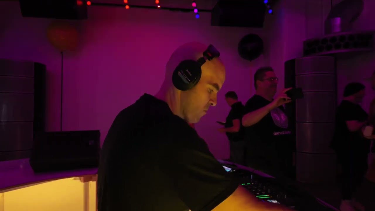 Airwave @ Luminosity 