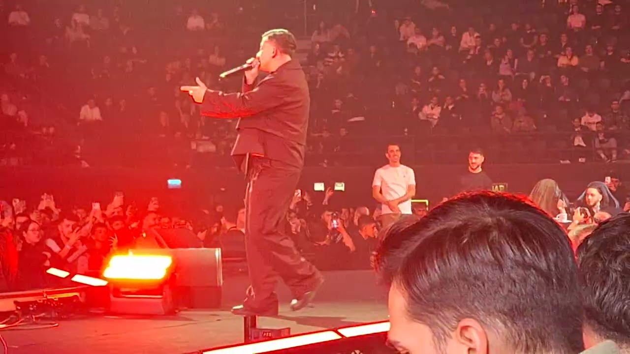 Poizi - Y (Flow360) (Volkswagen Arena) (16.12.2025) (2)