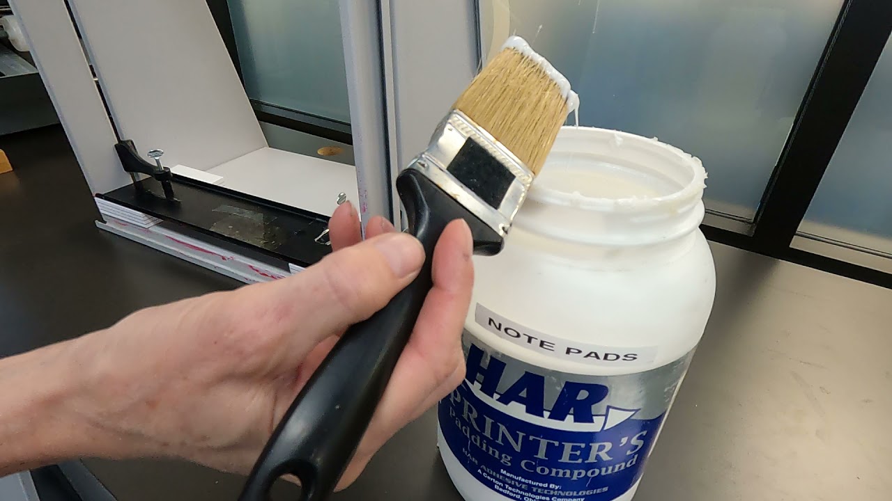 Using the padding station to glue note pads PT.1