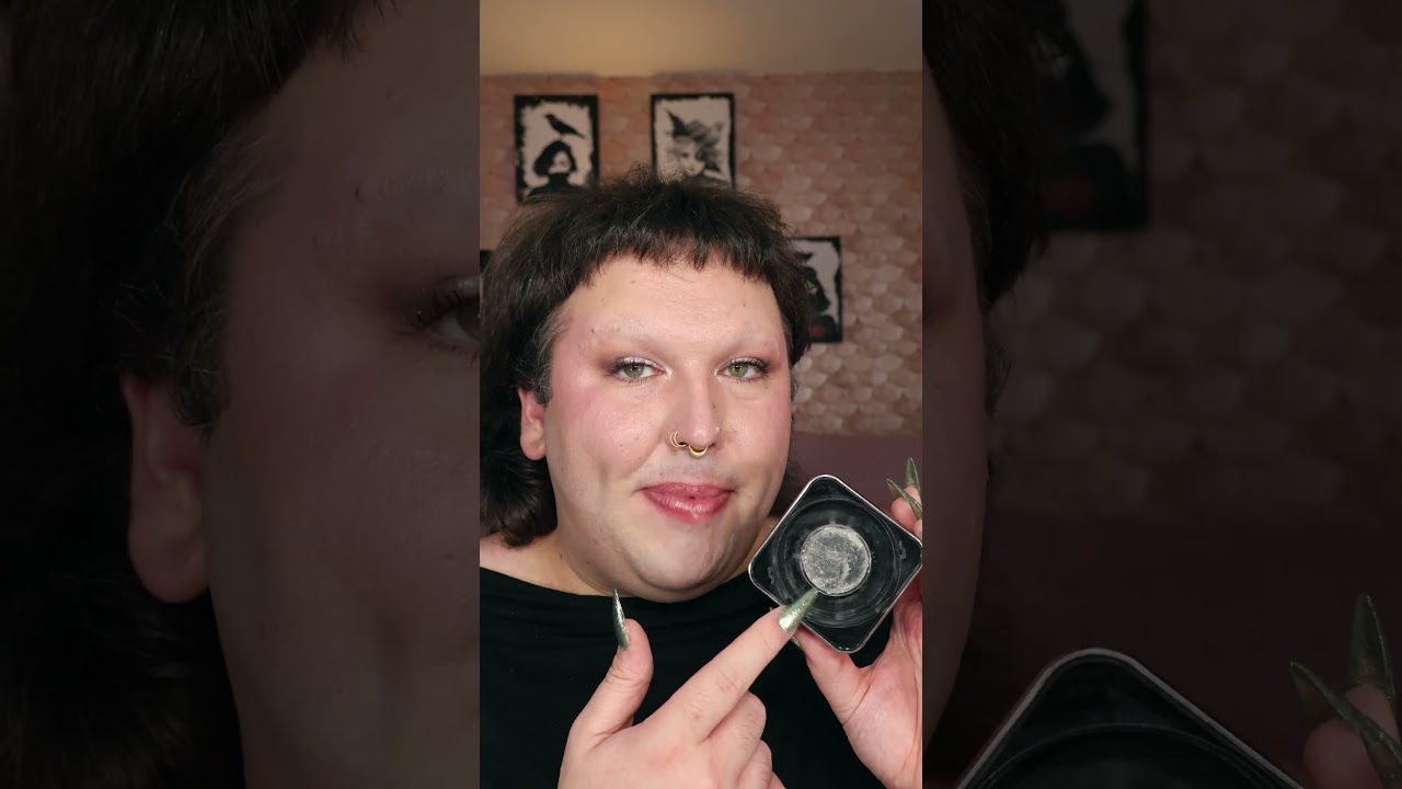 Did about-face make a loose powder I actually love? #makeup