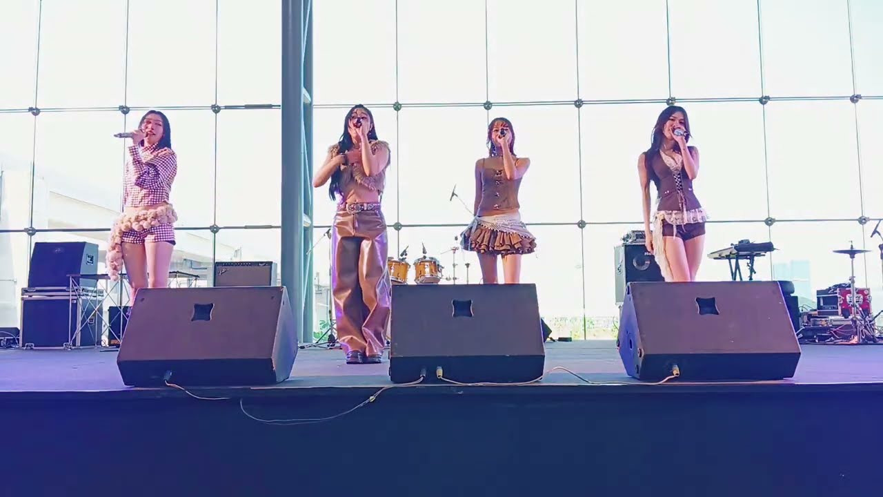 REDSPIN - [ Full Stage ] PREMIUM PET EXPO T-PET x T-POP @ Krung Thep Aphiwat