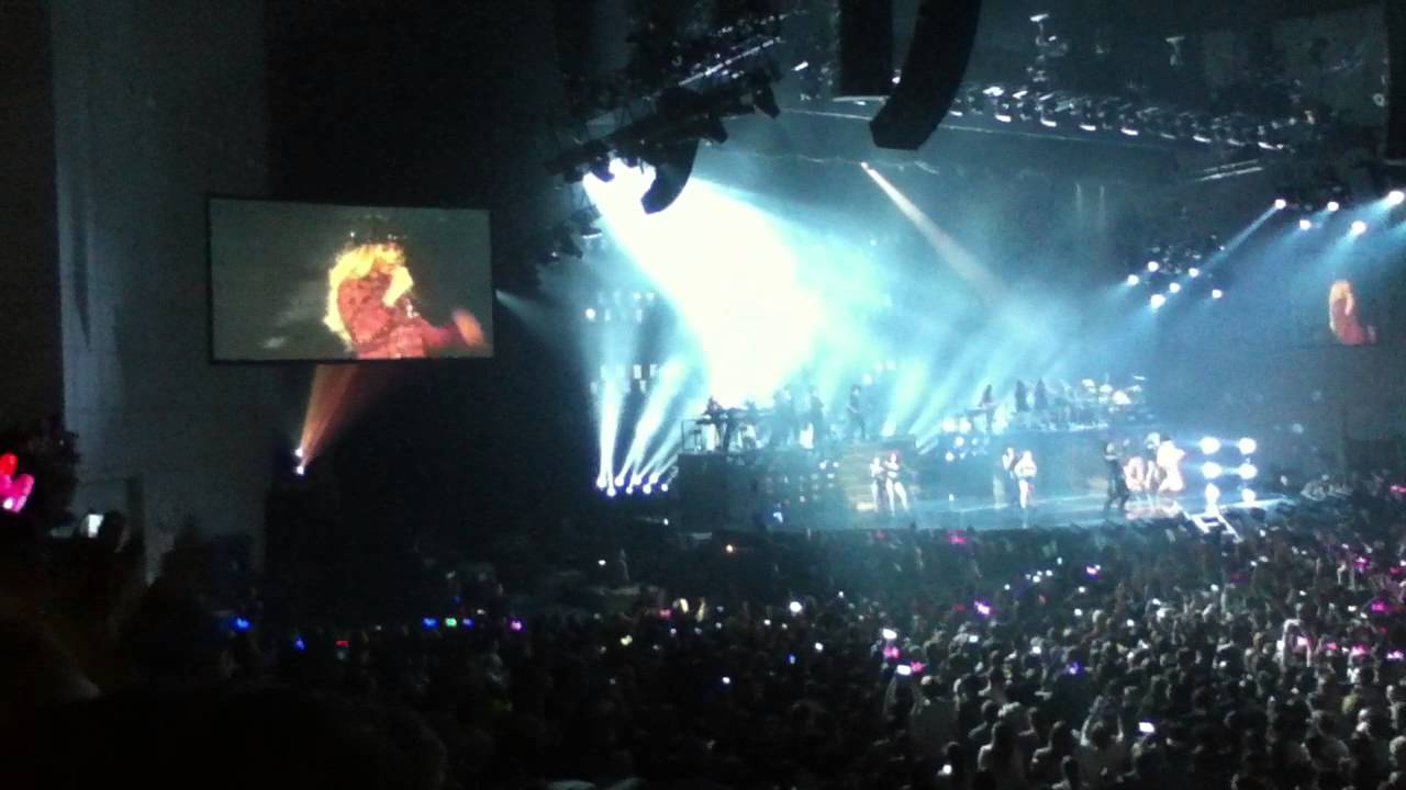 Beyoncé - The Mrs. Carter Show Live In Lisbon 26-03-2014