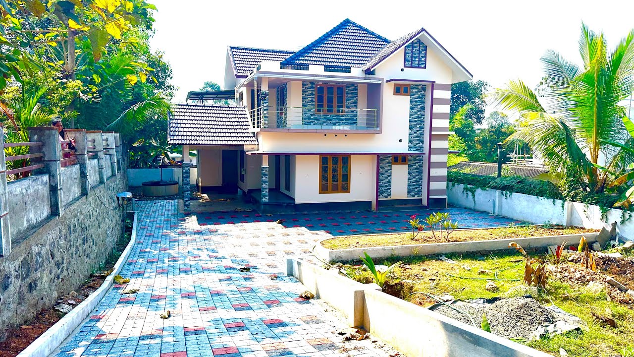 ഇഷ്ടം പോലെ സ്‌ഥലവും ഒരു തറവാടി ലുക്ക് വീടും 