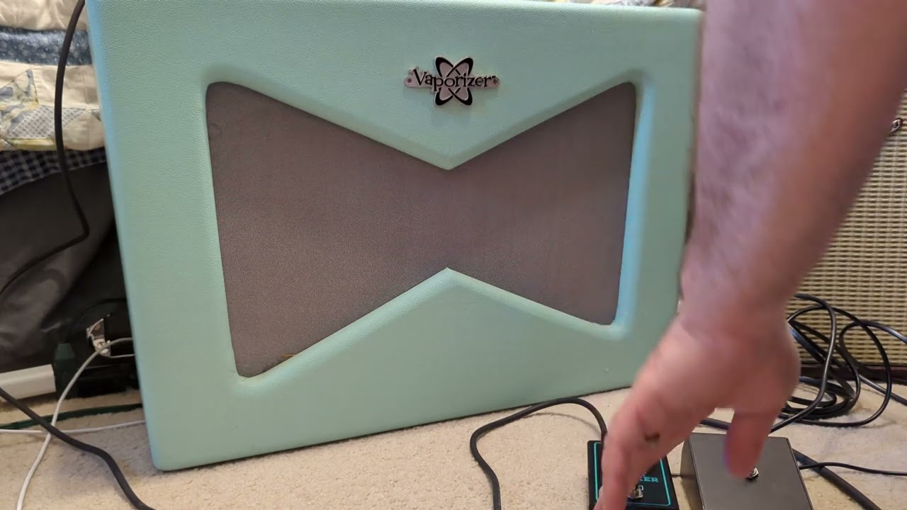 Deals and Steals 33: The Fender VAPORIZER Amplifier!
