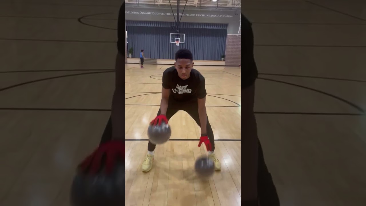 Two Heavy Ball (Plastic Wrap) warm up Drill 🏀 #God1st #WorkUntil #BallHogGloves #HeavyBall #Warmup