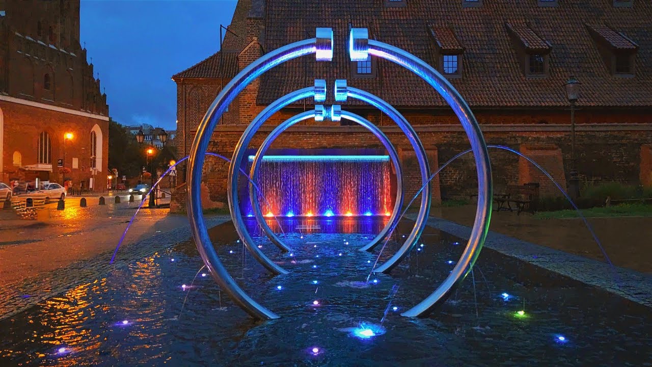 [ 4K ] Gdańsk evening walk in the rain