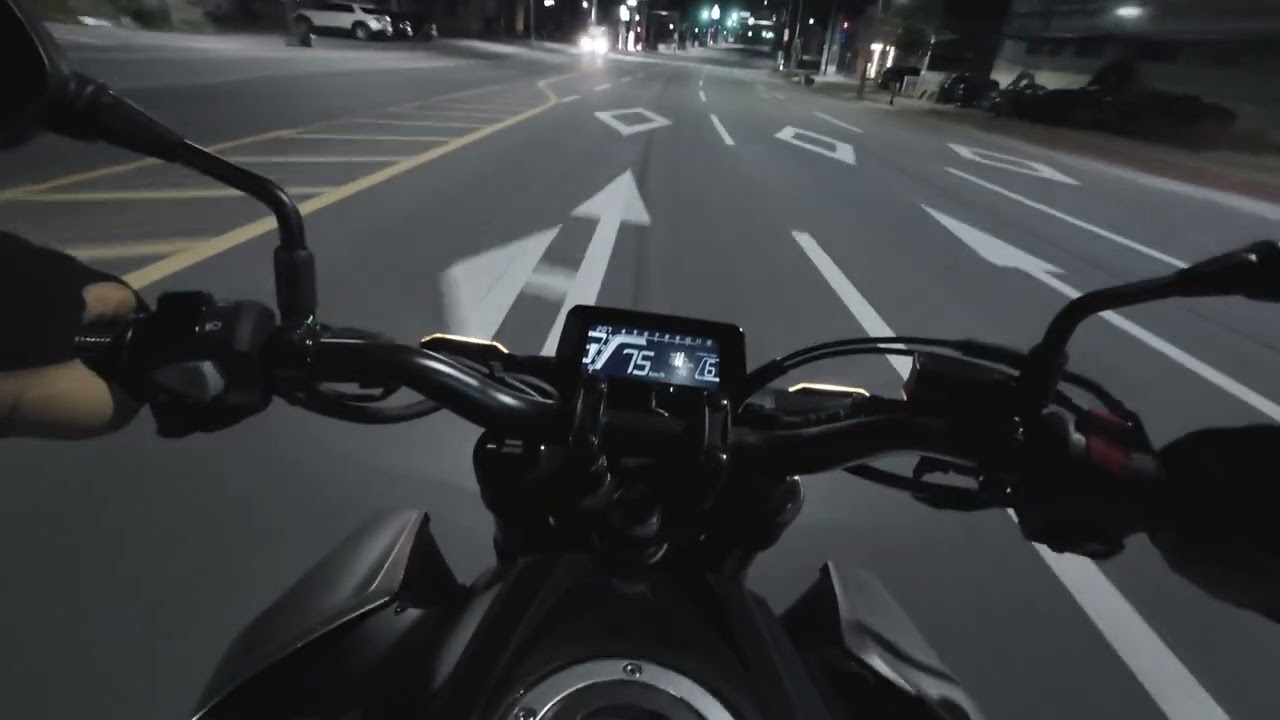OSMO ACTION 4 Night Ride | Honda CB125R