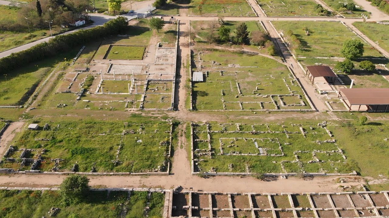 Η ΑΡΧΑΙΑ ΠΕΛΛΑ ΑΠΟ ΨΗΛΑ. ANCIENT PELLA, MACEDONIA, DRONE FOOTAGE.