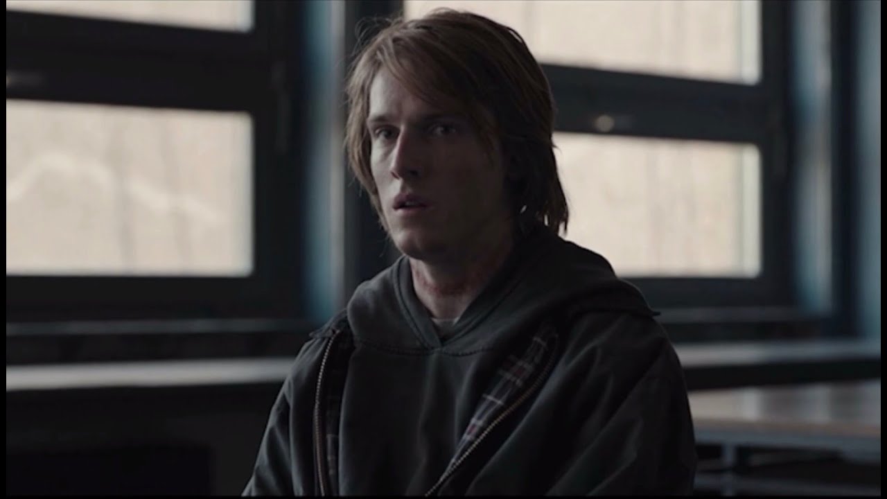 Jonas Goes To Parallel World&rsquo;s School Scene - Dark Season 3