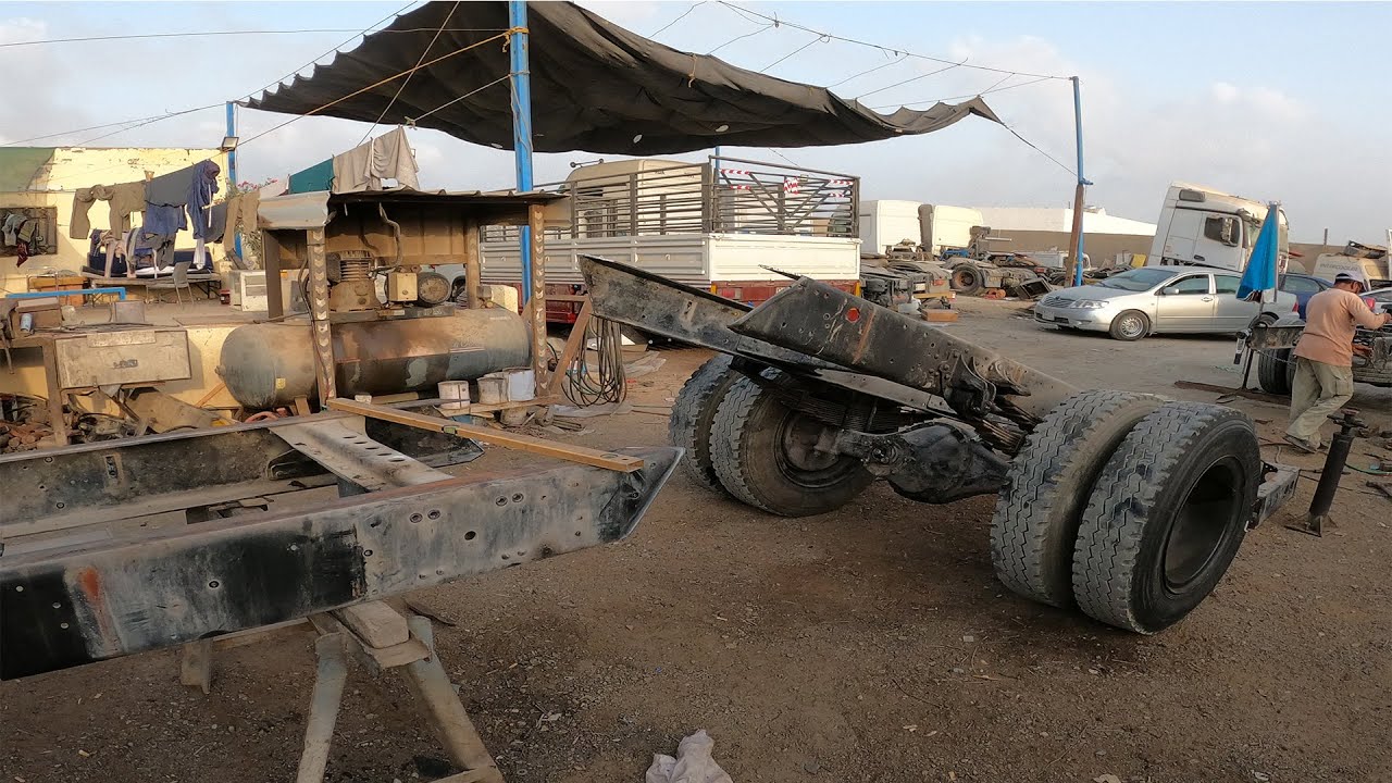How to cut the truck chassis in half and make it bigger, double, and fit a crane on the frame