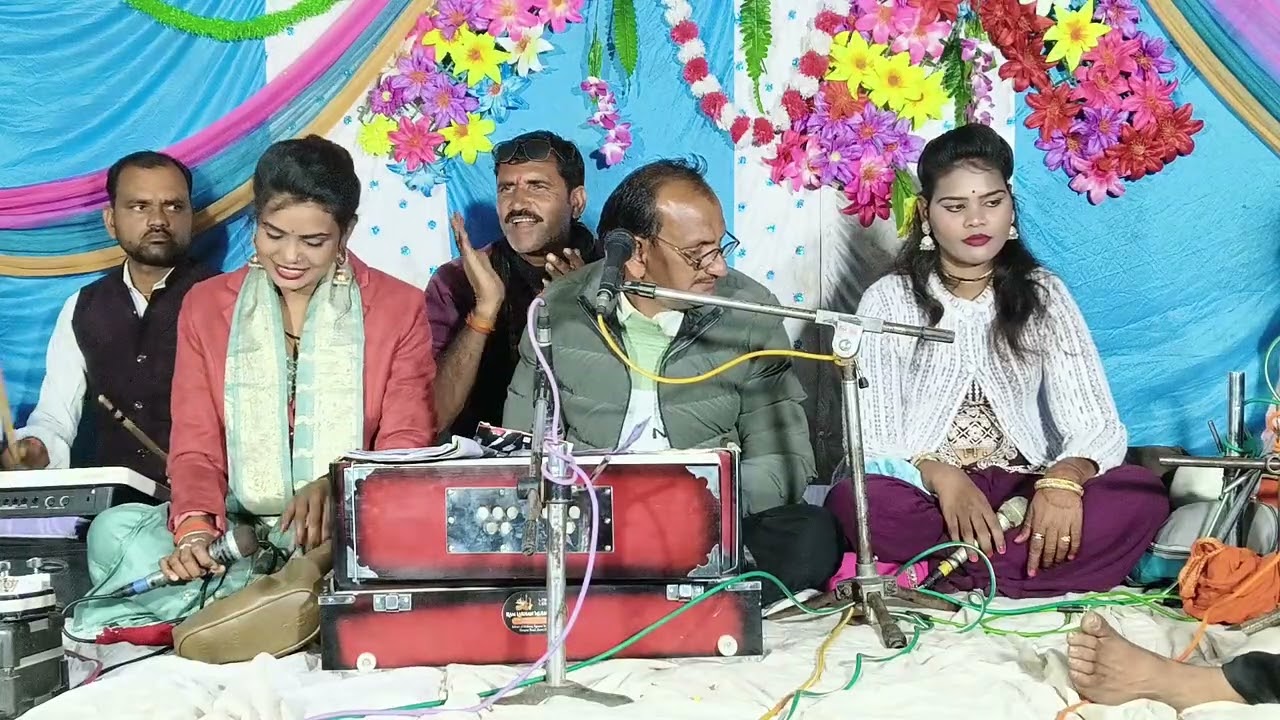 गायक छोटे राजा बुंदेला गायिका अनीता राठौर चुनाव प्रचार हेतु संपर्क करें 9839802473
