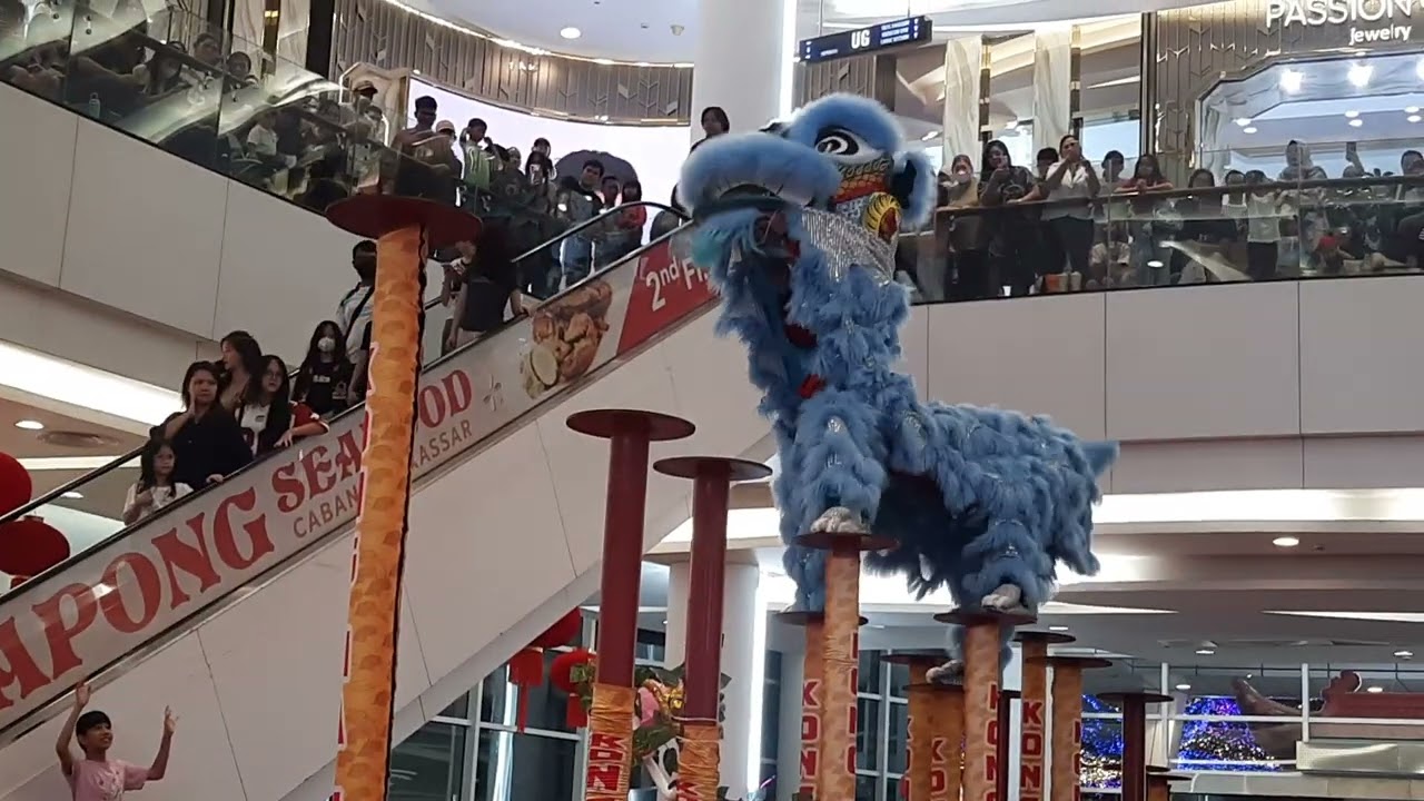 Barongsai Biru @livingworld Alam Sutra 2026