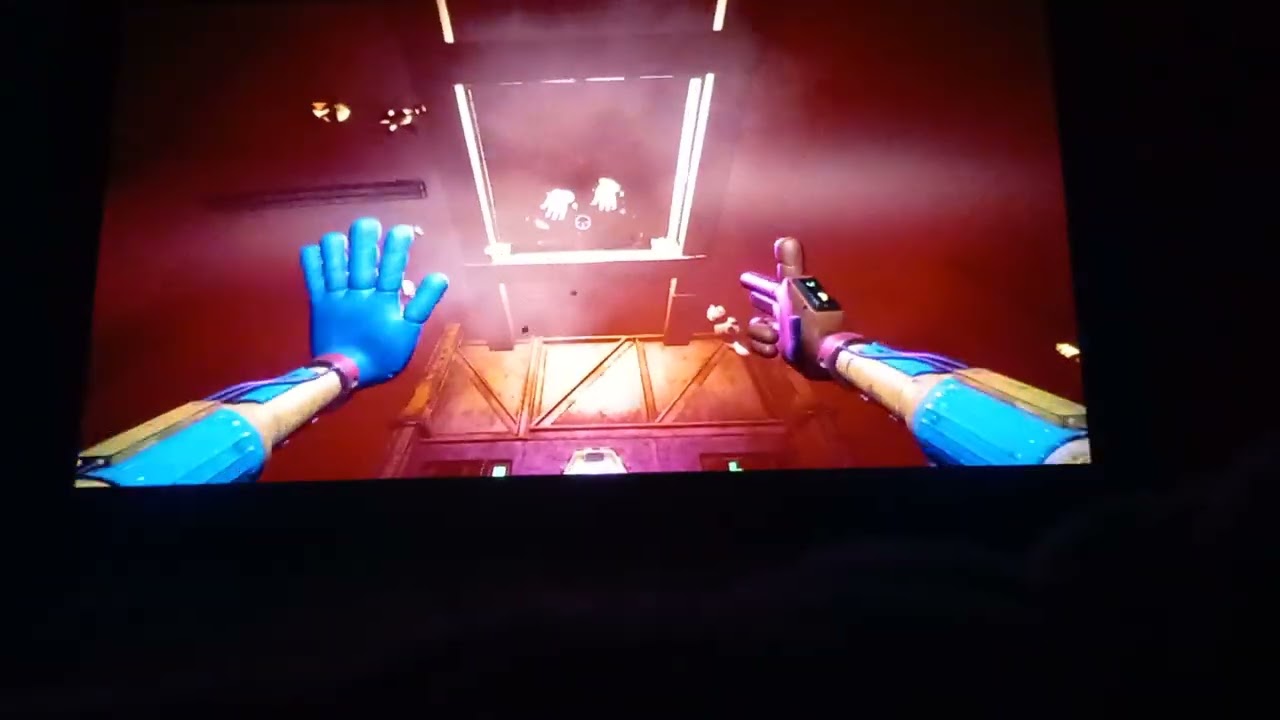 Playing poppy playtime chapter 3 (catnap boss fight and didn't win trust me)