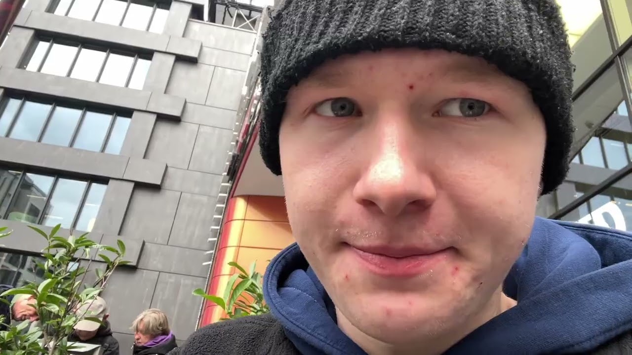 Berlin essen testen Und Auspuff abholen (Reupload)