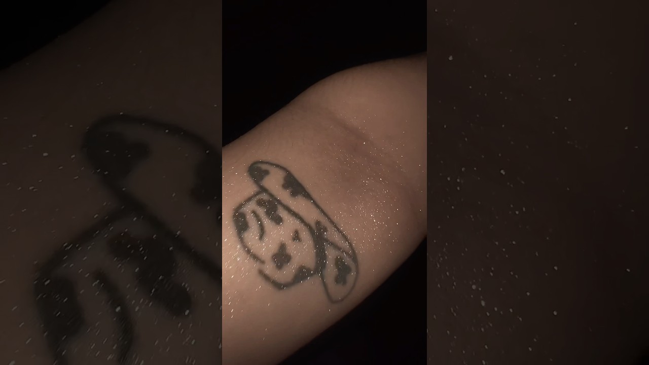 #makeup #glamlite #glamlitecosmetics #glitter #sparkle #sparkly #tiktok #wonka #highlight