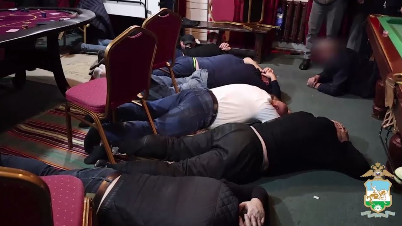 Картёжников с дырявыми носками &laquo;приняли&raquo; полицейские
