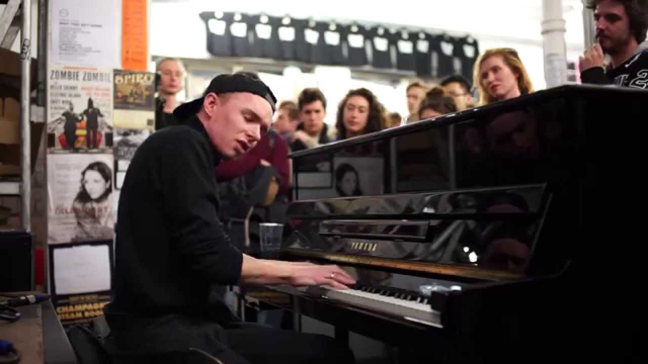 Douglas Dare - Caroline Instrumental @ Piano Day 2015