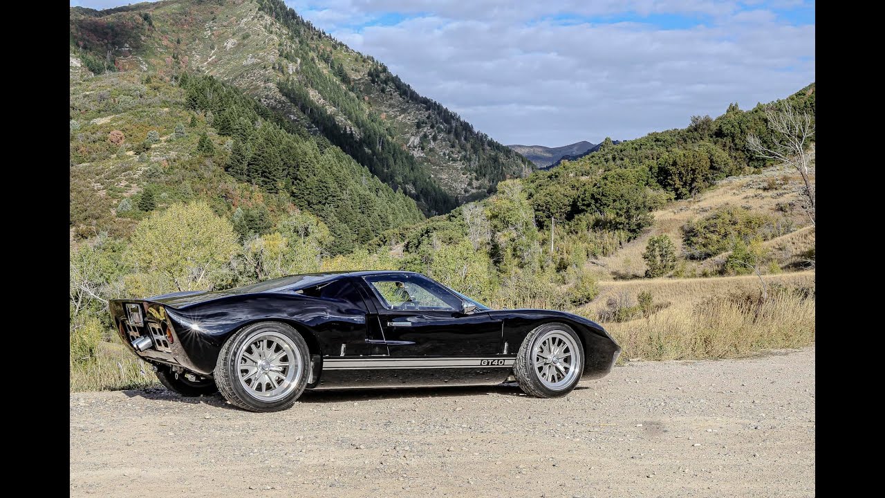 GT40MK1 Cruising in the canyon. Hear that 347 stroker purr!