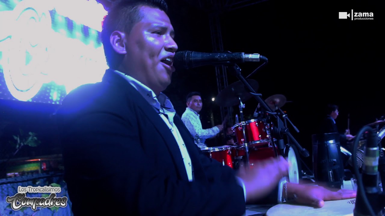 Los Tropicalisimos Compadres,  LA PIRAGUA!