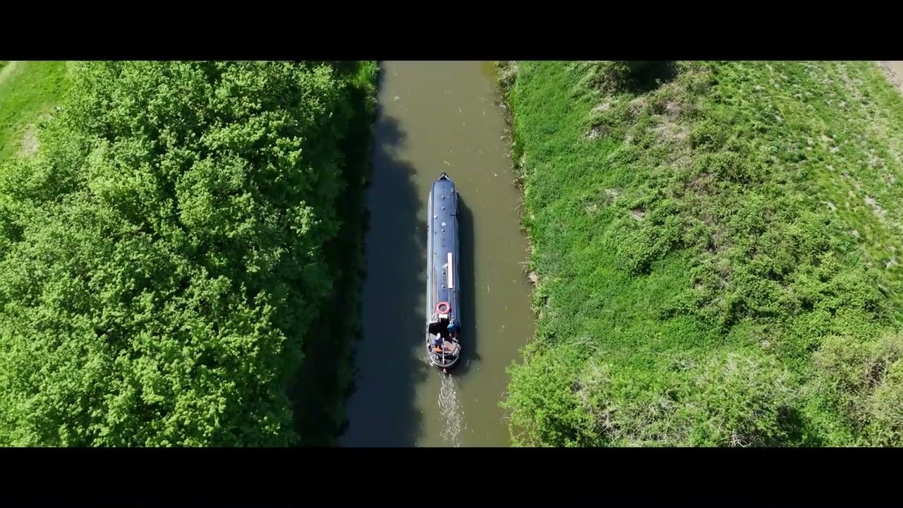 BoatTrip along the Kennet & Avon Canal