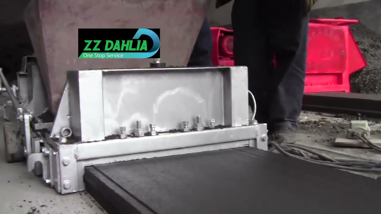 Precast wall panel machine for lightweight hollow core partition wall slab production extruding