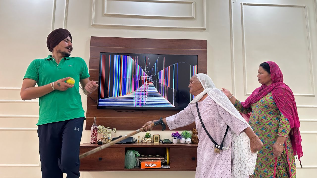 Broken TV Prank On Bebe And Mummy | ਹਰਮਨ ਨੇ ਨਵਾਂ ਟੀਵੀ ਤੋੜ ਦਿੱਤਾ | #harmankhosa #prank #broken #tv 