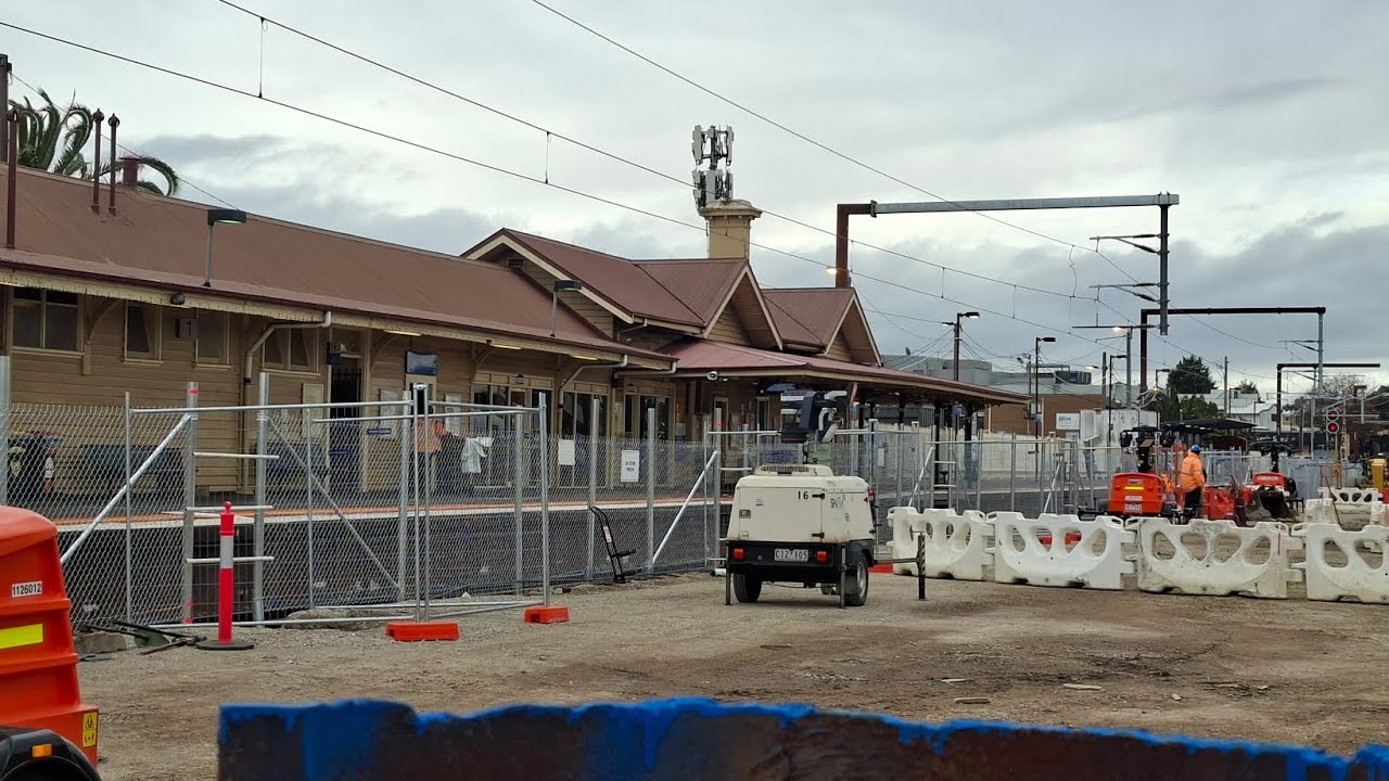 Mordialloc and Station Street Aspendale level crossing removal project update from train 