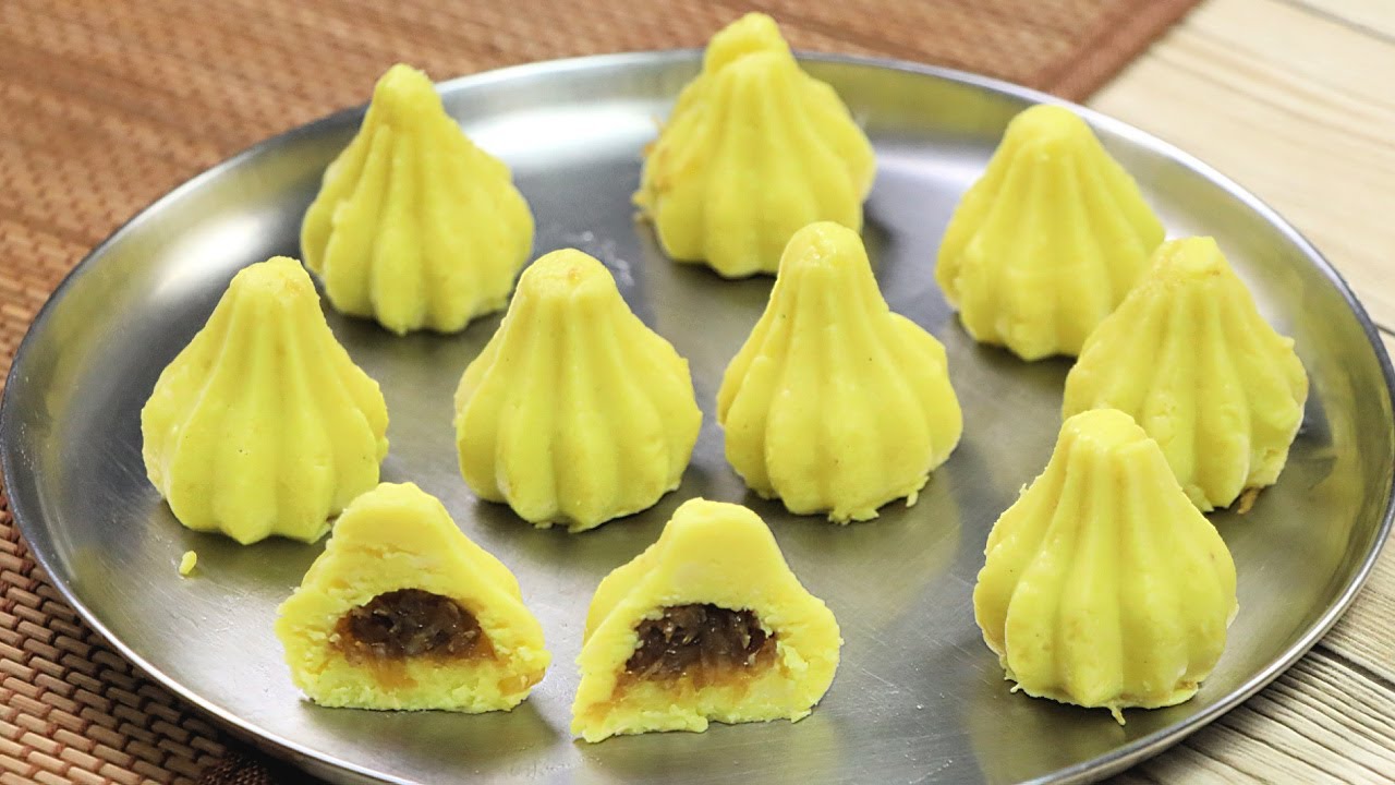गणपति बाप्पा के प्रसाद के आसान मोदक | Milk powder Modak | Mawa Modak | Modak recipe | Kabitaskitchen