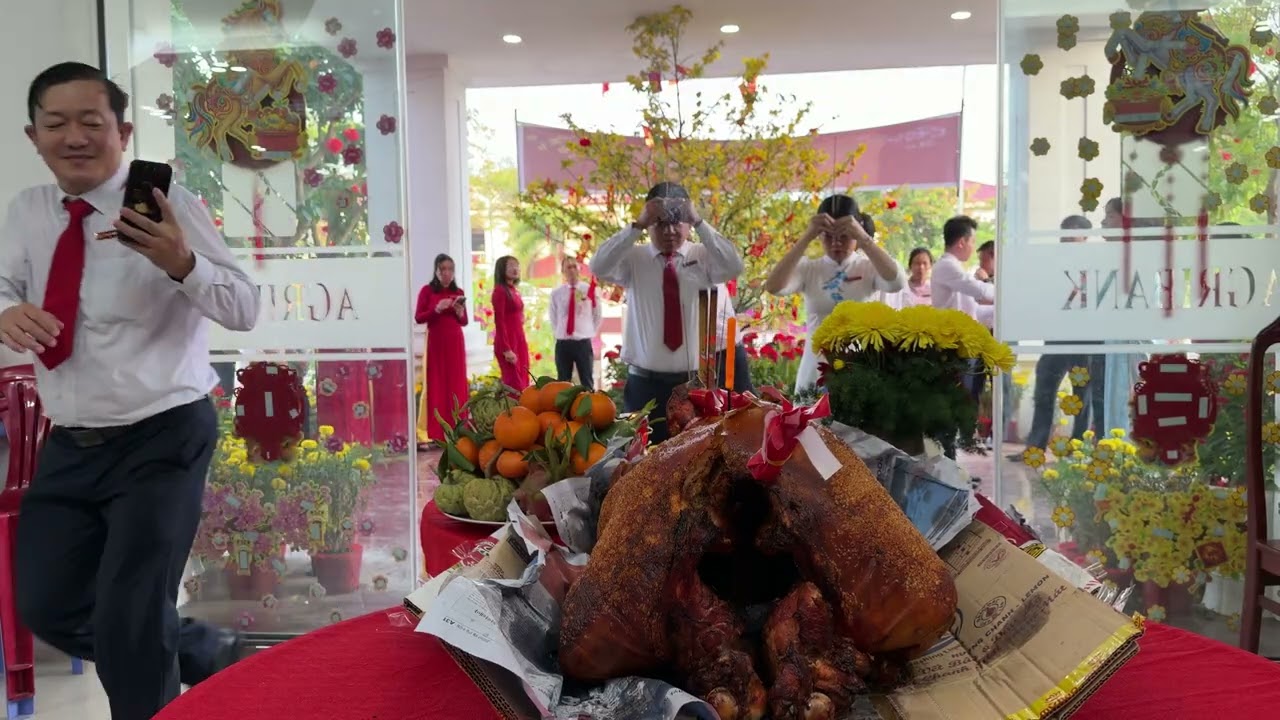 Cúng khai trương (mùng 8 Tết 2026)