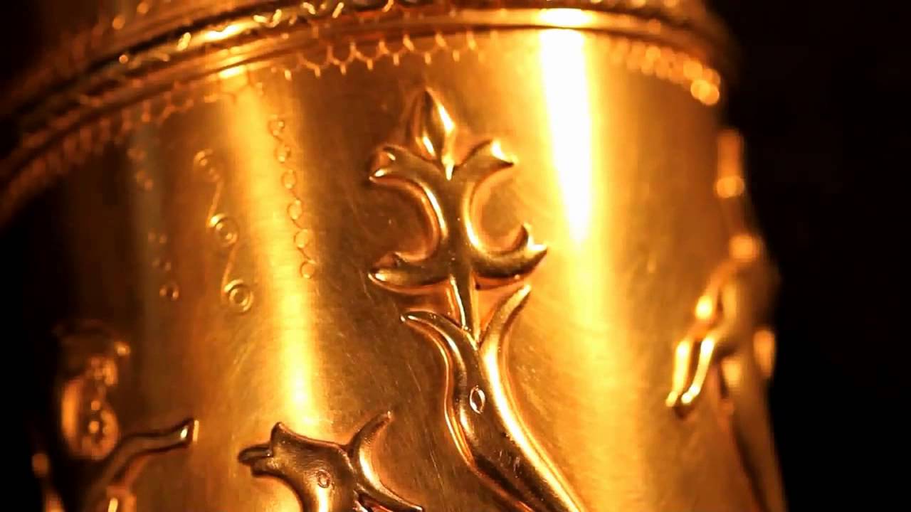 The Golden Horns of Gallehus (Music played on replicas of the Gallehus Horns)