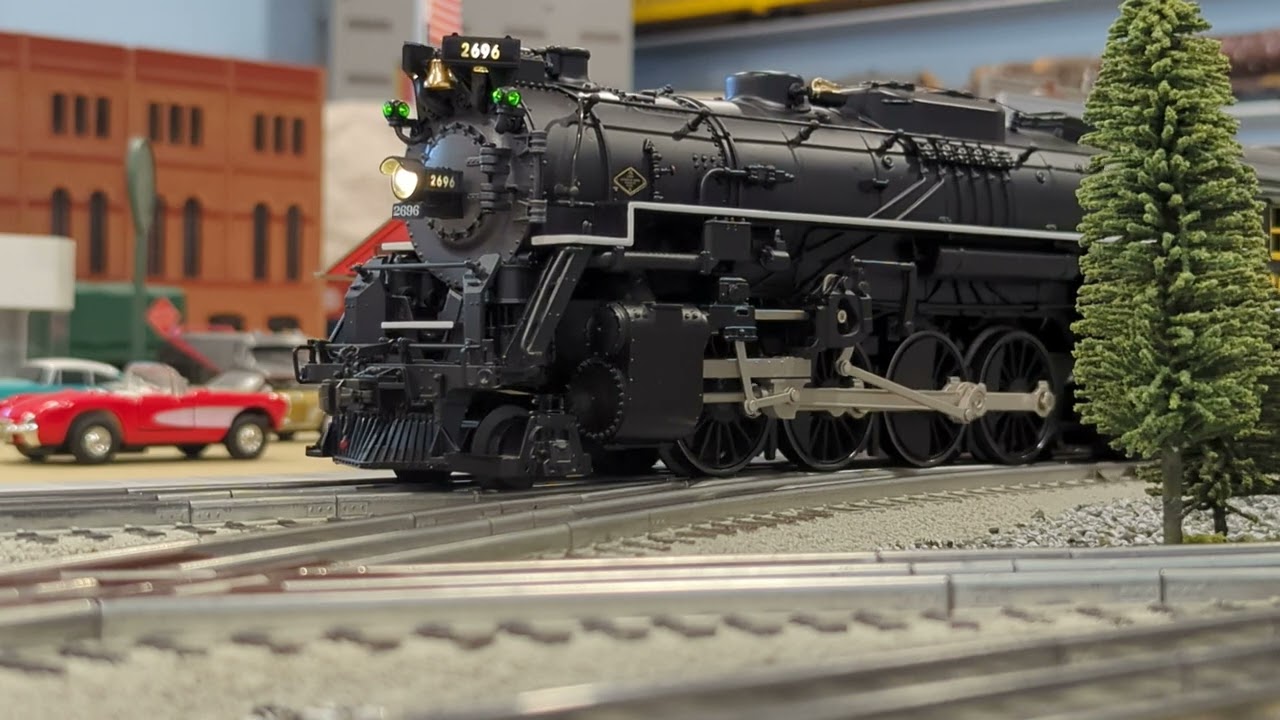 Lionel Legacy C&O Berkshire #2696 Legacy Conversion w/Whistle Steam
