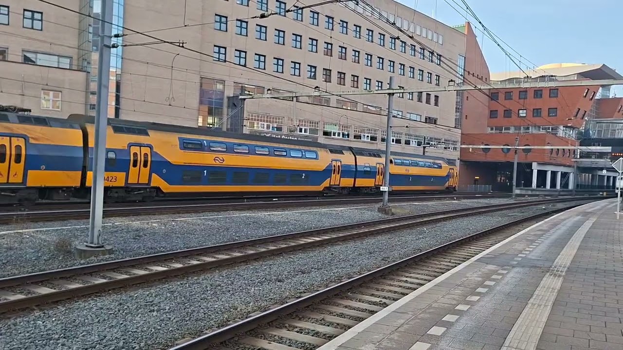 Treinen spotten op station Amersfoort centraal 