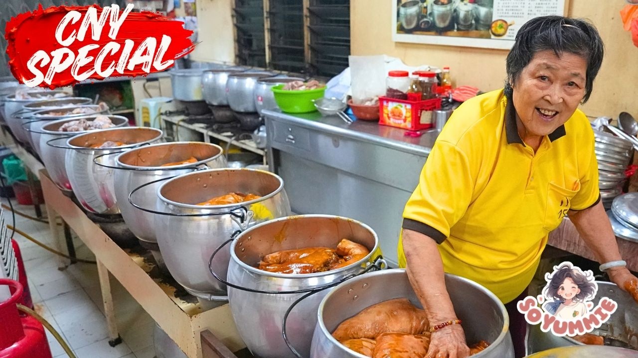 300 Pork Legs, 23 Pots! BUSIEST Braised Pork MASTER during Chinese New Year - Malaysia Street Food