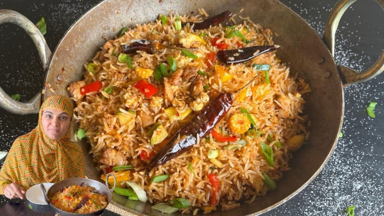 Burnt Chilli Garlic Chicken Fried Rice | होटल जैसा फ्राइड राइस | Indo Chinese Fried Rice