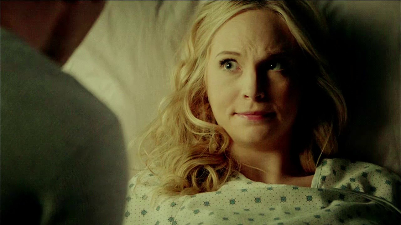 Stefan and Caroline (Steroline) - Heaven [8x02]