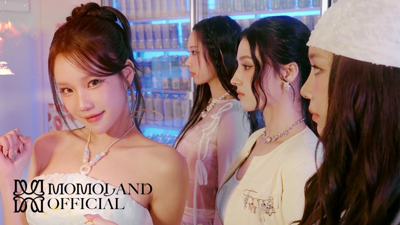 모모랜드 (MOMOLAND) - RODEO [Music Video]