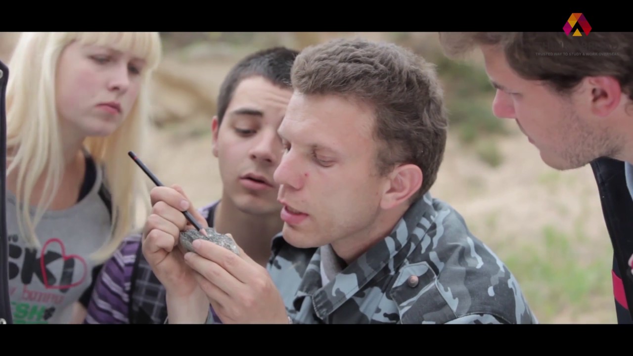 Belarusian State University׃ traditions and technologies