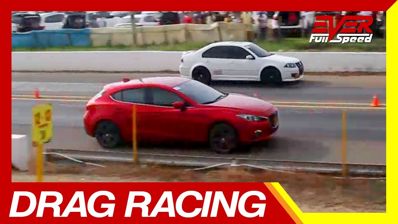 Mazda 3 vs Volkswagen Jetta 🔥 DRAG RACING 🔥 DUELO DE AUTOS 🚘🚦🚘