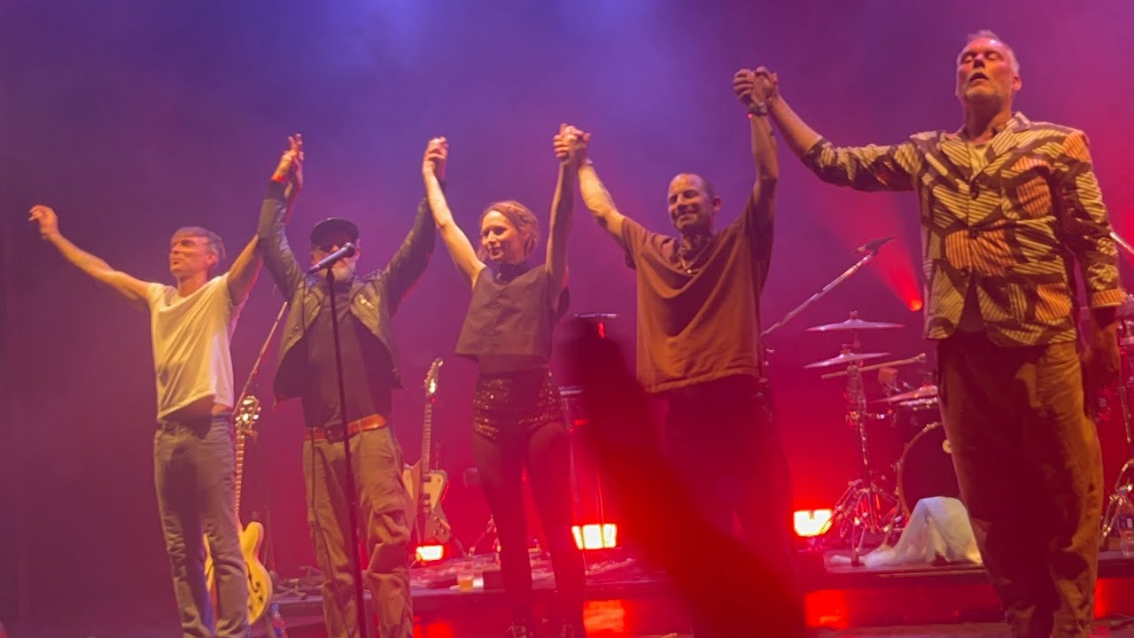 The Cardigans - Hangin Around / Favourite Game / Sweet Leaf (Teatro Coliseo Buenos Aires 12/02/2026)