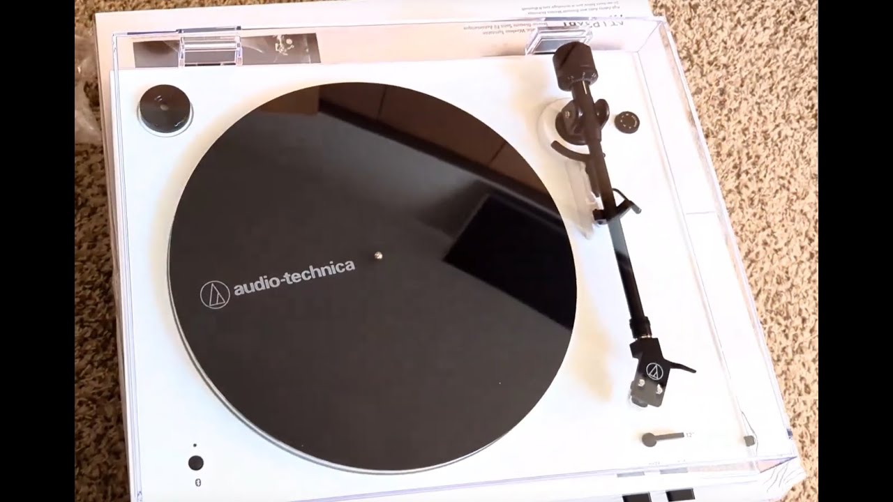 Audio Technica AT-LP3XBT Turntable unboxing and setup (mostly no talk)