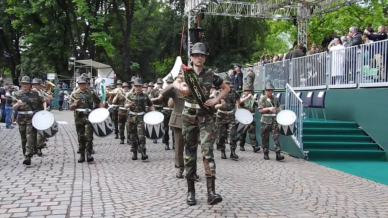 Trento - 91ª Adunata Nazionale Alpini - Il 33 in sfilata!
