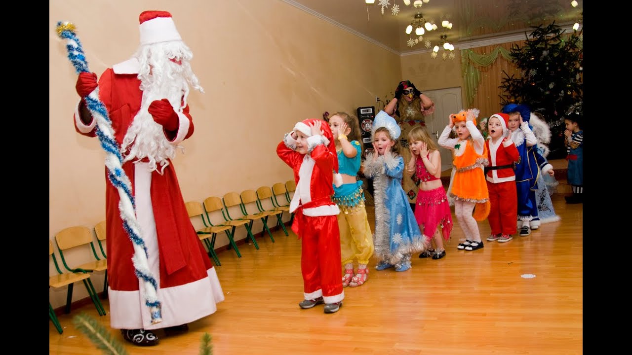 ПАРОВОЗИК НОВОГОДНИЙ ☆ Музыкальная игра с Дедом Морозом🎁