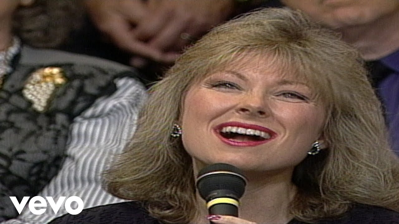 Bill & Gloria Gaither - Written In Red [Live] ft. Janet Paschal