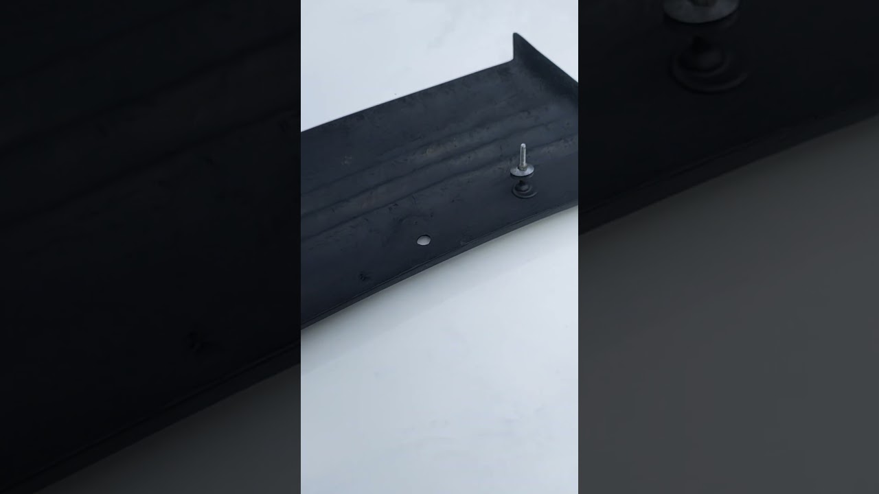 Volkswagen Golf, Jetta mk. 2  wlot powietrza na masce / hood scoop / Lufthutze, Lufteinlass -montage