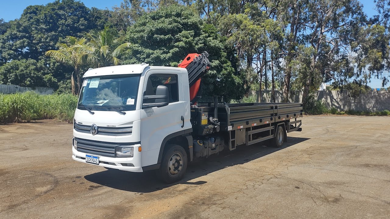 Apresentação PK7.001 SLD com controle remoto, caminhão VW 11-180.