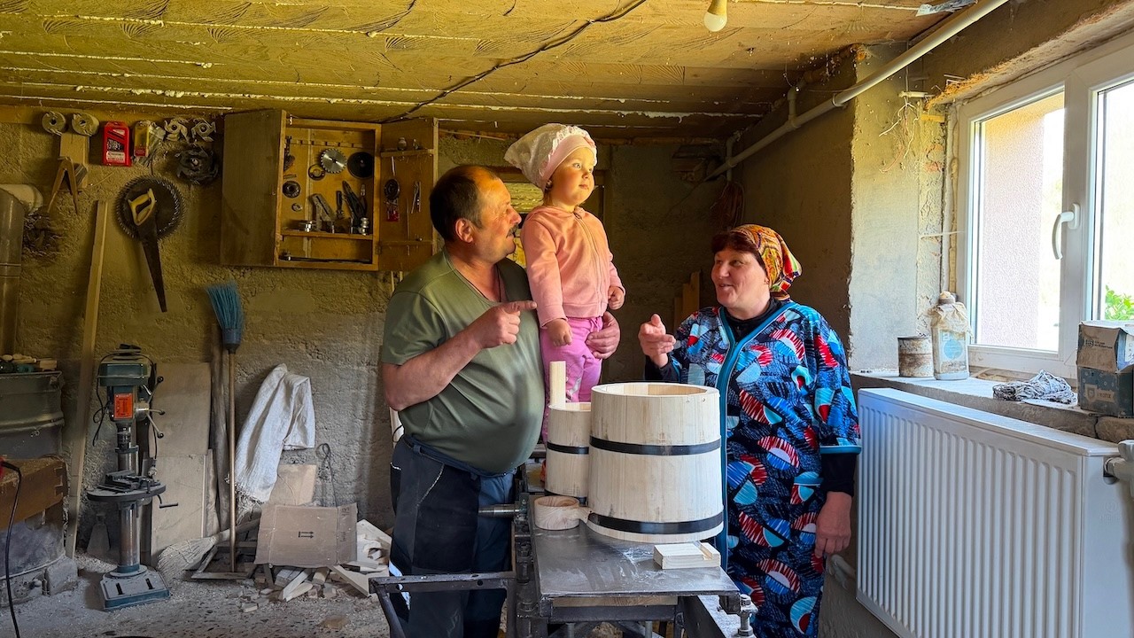 Grandpa&rsquo;s Wooden Milk Barrels 🪵🥛 & Grandma&rsquo;s Huge Spring Garden 🌱 | Rural Carpathian Life