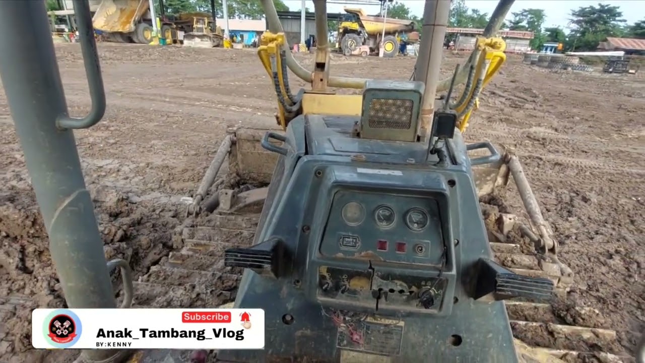 Cara mengoperasikan Dozer D85E SS-2  @Anak_Tambang_Vlog